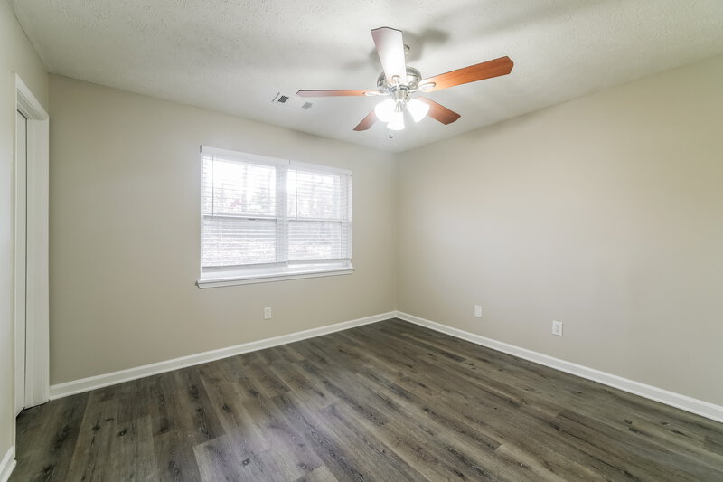 1,785/Mo, 300 Northmeade Dr Peachtree City, GA 30269 Main Bedroom View