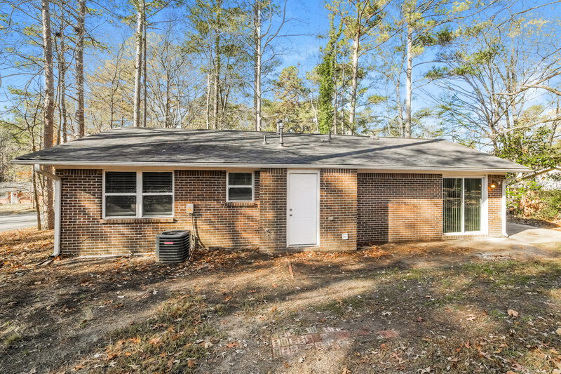 1,785/Mo, 300 Northmeade Dr Peachtree City, GA 30269 Rear View