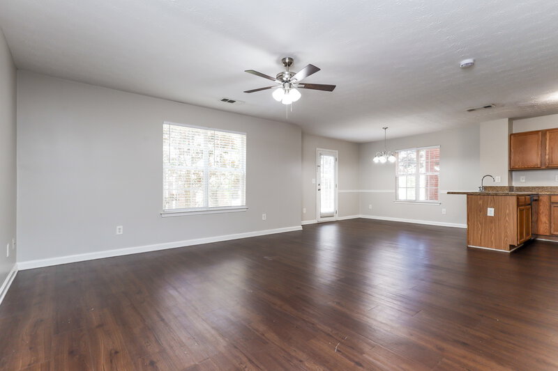 1,775/Mo, 1114 Dunaway Dr McDonough, GA 30253 Living Room View