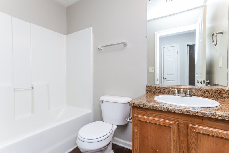 1,775/Mo, 1114 Dunaway Dr McDonough, GA 30253 Bathroom View