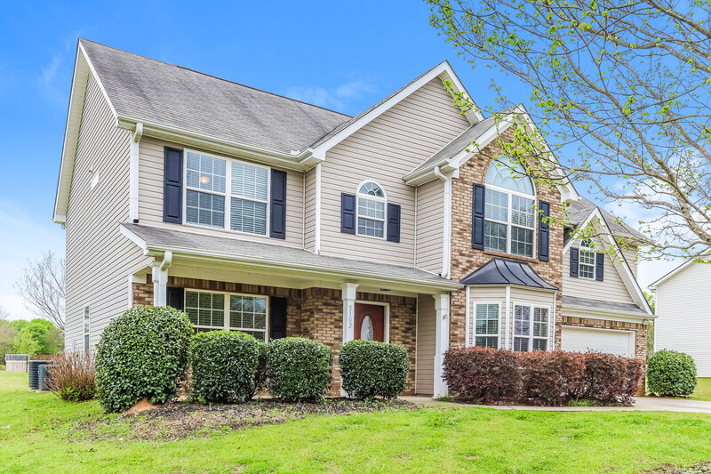 2,600/Mo, 5102 Redcoat Ln McDonough, GA 30252 Front View