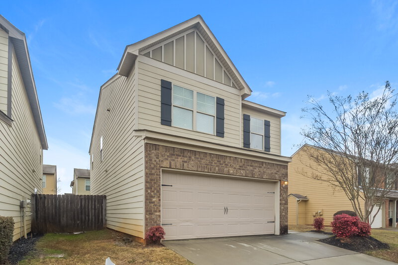 2,100/Mo, 317 Lauren Dr. Fairburn, GA 30213 Front View