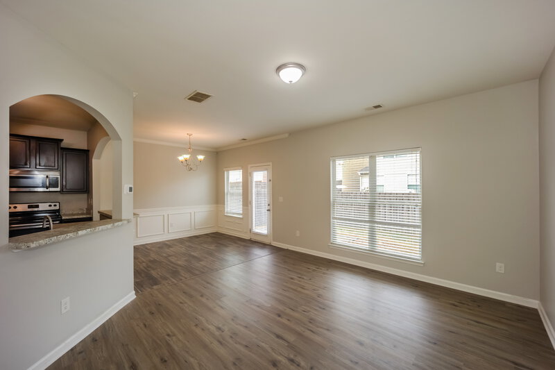 2,100/Mo, 317 Lauren Dr. Fairburn, GA 30213 Living Room View