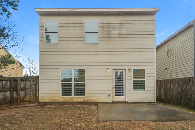 2,100/Mo, 317 Lauren Dr. Fairburn, GA 30213 Rear View