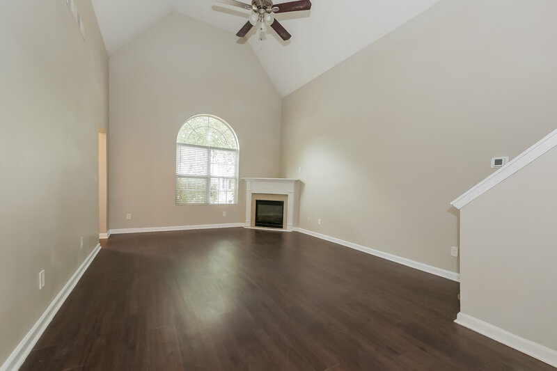2,480/Mo, 1675 New Orleans Way McDonough, GA 30252 Living Room View