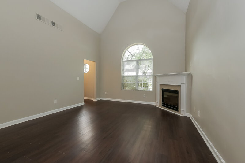2,480/Mo, 1675 New Orleans Way McDonough, GA 30252 Living Room View 2