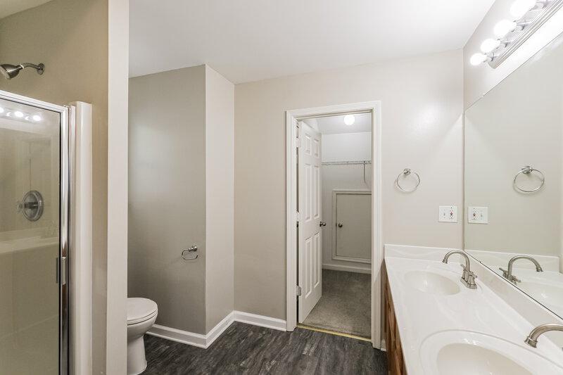 1,775/Mo, 604 Brookwater Drive Stockbridge, GA 30281 Main Bathroom View