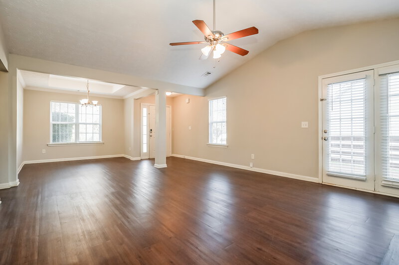 1,750/Mo, 1825 Neighborhood Walk McDonough, GA 30252 Living Room View 2