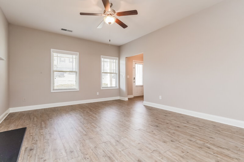 2,075/Mo, 637 Stevens Place McDonough, GA 30252 Living Room View