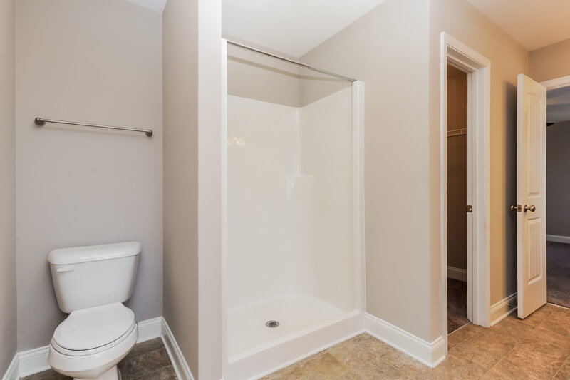 2,075/Mo, 637 Stevens Place McDonough, GA 30252 Main Bathroom View 2