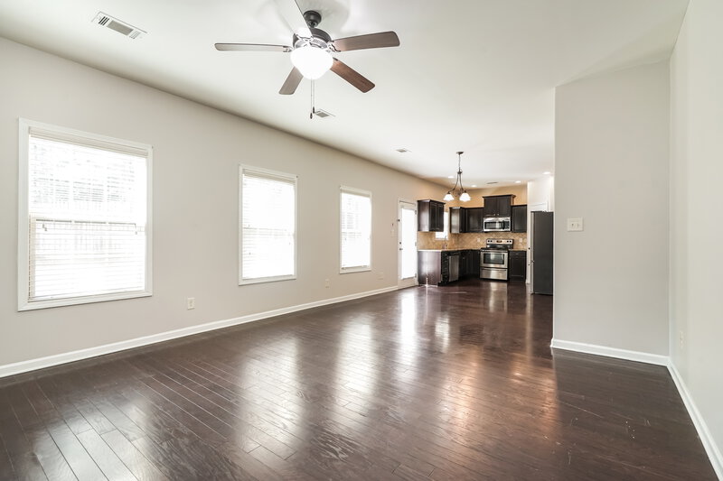 2,360/Mo, 377 Cliffhaven Circle Newnan, GA 30263 Living Room View 2