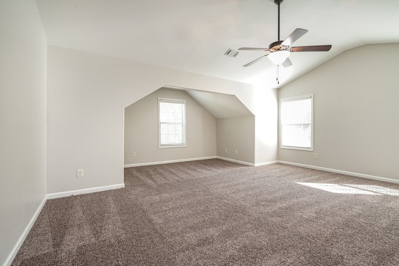2,360/Mo, 377 Cliffhaven Circle Newnan, GA 30263 Main Bedroom View