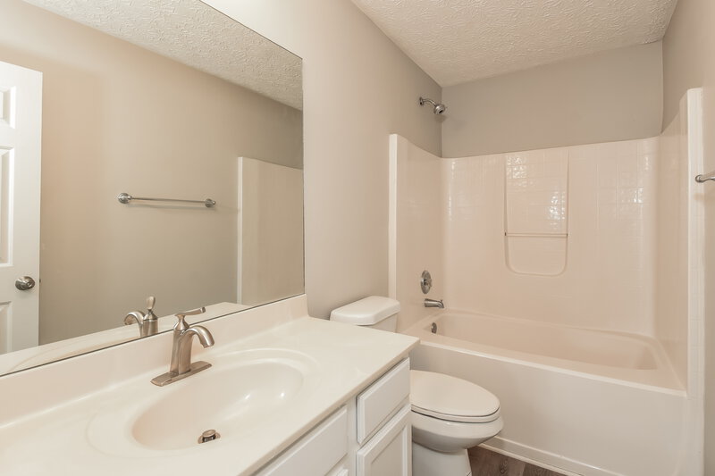 2,080/Mo, 186 Ilex Drive Canton, GA 30114 Main Bathroom View