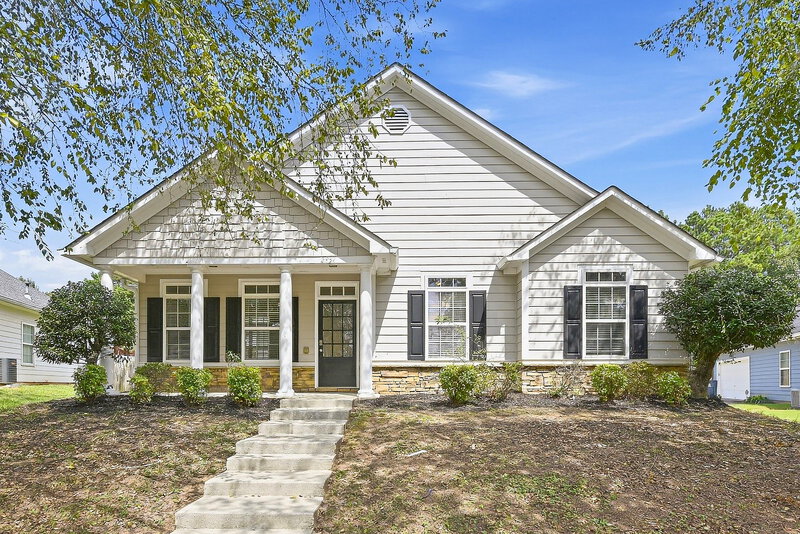 2,280/Mo, 295 Monarch Village Way Stockbridge, GA 30281 External View
