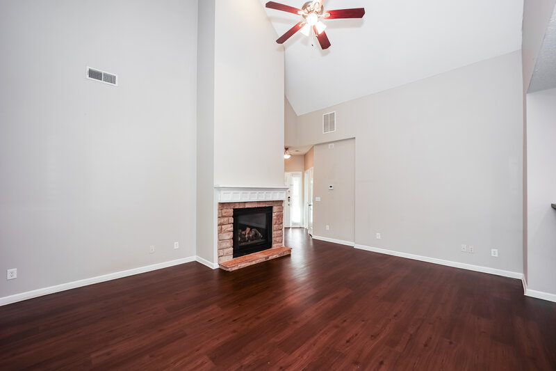 1,910/Mo, 23 Bedford Park Drive Newnan, GA 30263 Living Room View 2