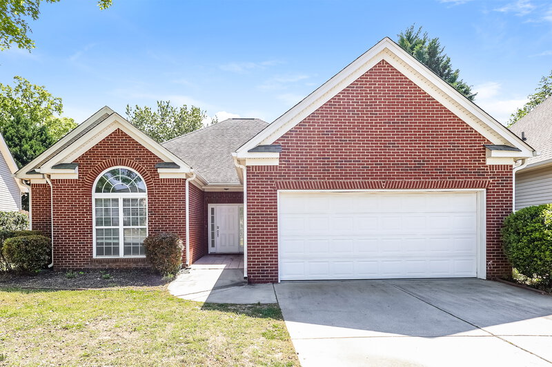 2,085/Mo, 31 Village Park Dr Newnan, GA 30265 External View