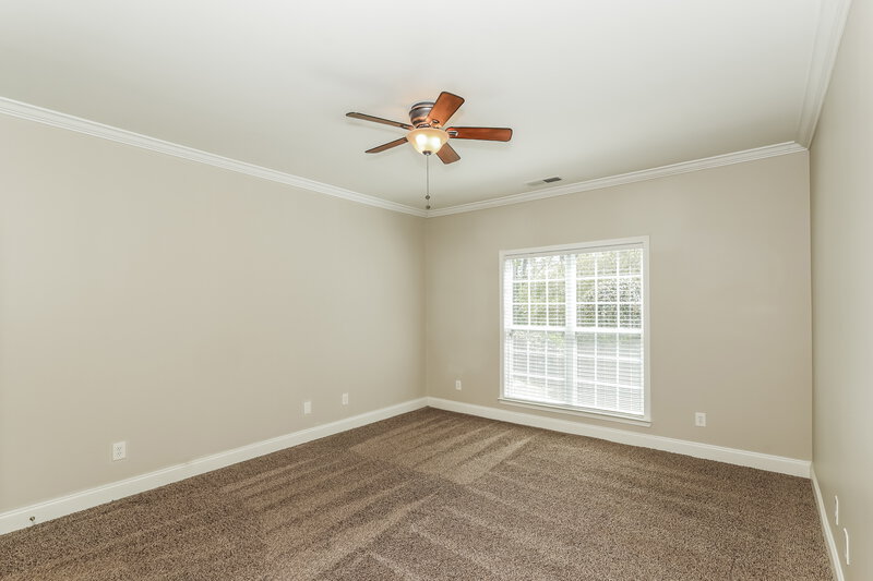 2,085/Mo, 31 Village Park Dr Newnan, GA 30265 Main Bedroom View