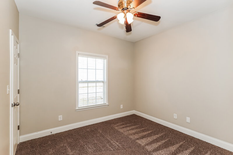 2,085/Mo, 31 Village Park Dr Newnan, GA 30265 Bedroom View 2
