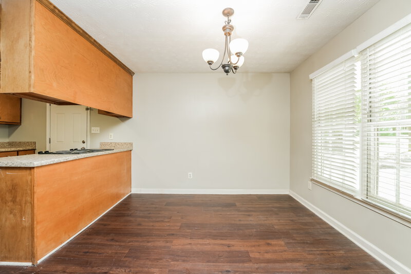 1,830/Mo, 465 Rosehill Drive McDonough, GA 30253 Dining Room View