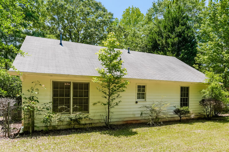 1,830/Mo, 465 Rosehill Drive McDonough, GA 30253 Rear View