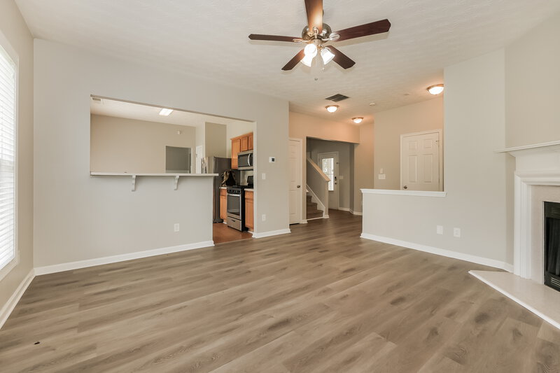 1,940/Mo, 1594 Thornwick Trace Stockbridge, GA 30281 Living Room View 3