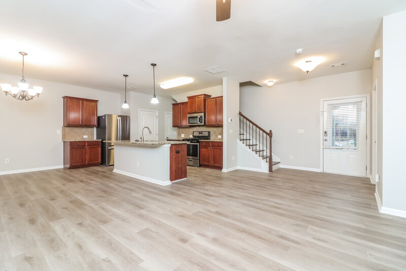 0/Mo, 275 Shaw Dr Acworth, GA 30102 Living Room View 2