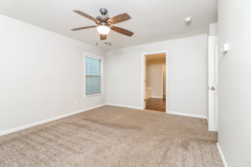 0/Mo, 275 Shaw Dr Acworth, GA 30102 Main Bedroom View 2