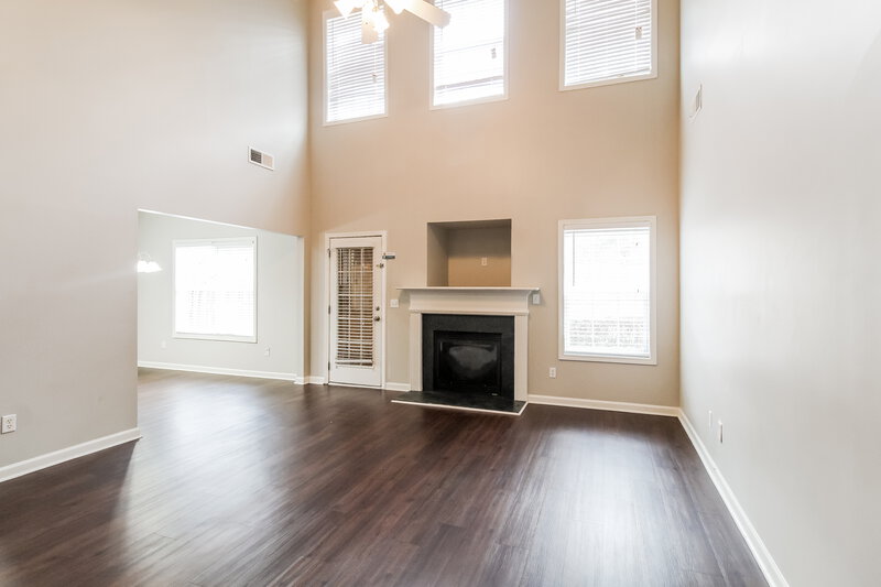 2,140/Mo, 207 Lantana Drive Locust Grove, GA 30248 Living Room View