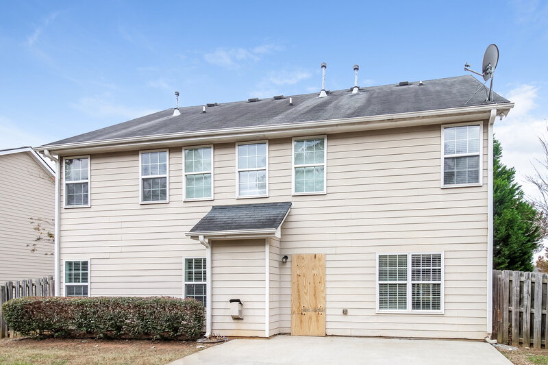 2,140/Mo, 207 Lantana Drive Locust Grove, GA 30248 Rear View