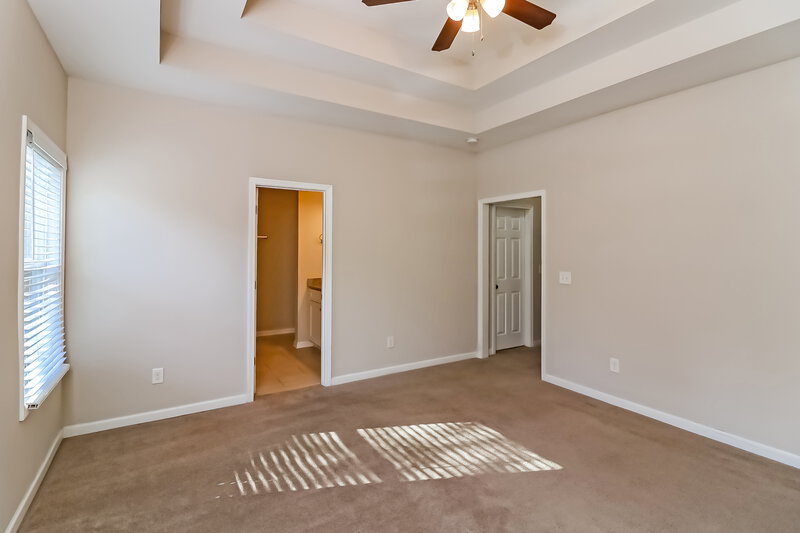 1,620/Mo, 21 Castlemoor Loop Adairsville, GA 30103 Main Bedroom View 2