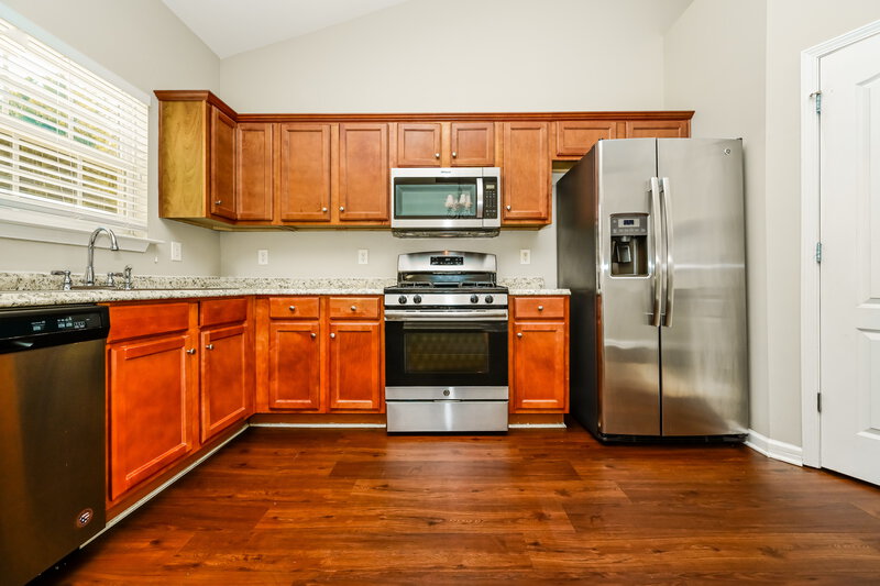 2,355/Mo, 292 Monarch Village Way Stockbridge, GA 30281 Kitchen View