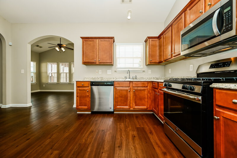 2,355/Mo, 292 Monarch Village Way Stockbridge, GA 30281 Kitchen View 2