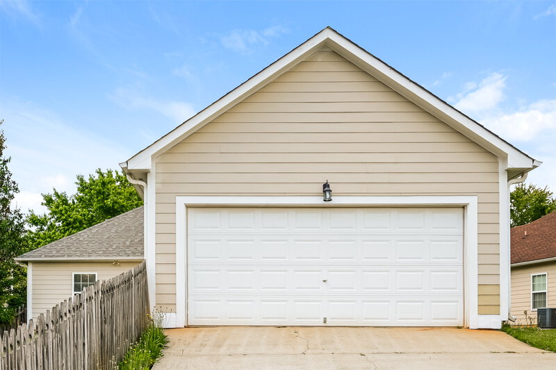 2,355/Mo, 292 Monarch Village Way Stockbridge, GA 30281 Rear View