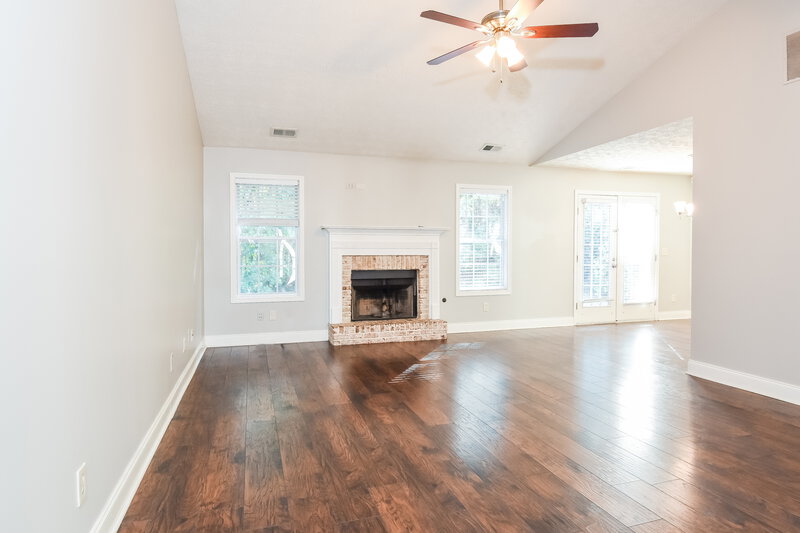 1,840/Mo, 123 Berkley Dr. Villa Rica, GA 30180 Living Room View