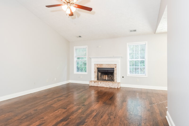 1,840/Mo, 123 Berkley Dr. Villa Rica, GA 30180 Living Room View 3