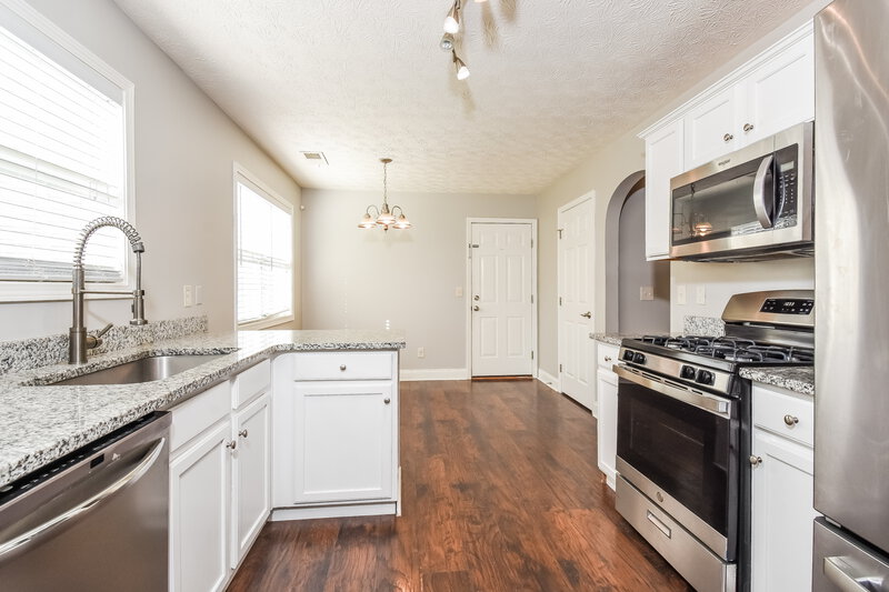 1,840/Mo, 123 Berkley Dr. Villa Rica, GA 30180 Kitchen View