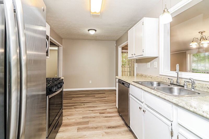 1,765/Mo, 109 Aztec Way SE Acworth, GA 30102 Kitchen View