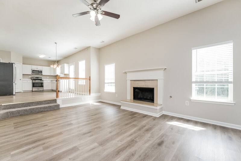 2,300/Mo, 3692 Zoey Lee Dr Snellville, GA 30039 Living Room View 2