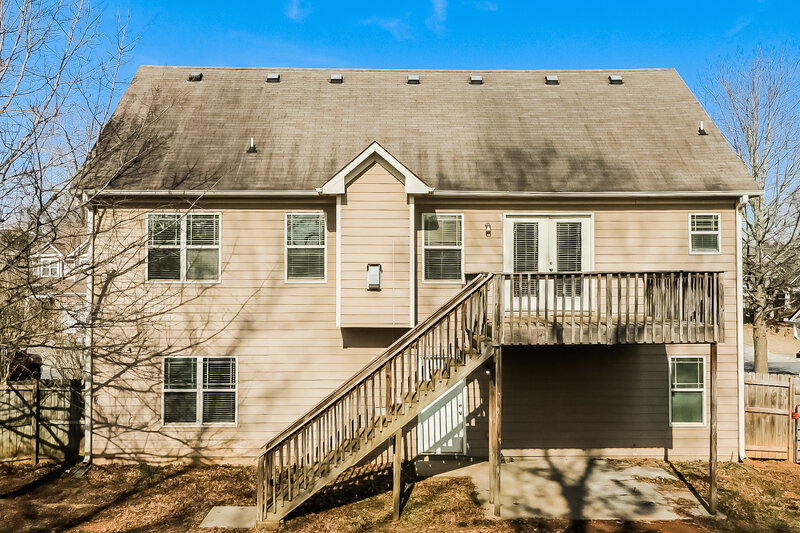 2,120/Mo, 16 Redwood Drive Adairsville, GA 30103 Rear View