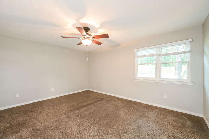 1,950/Mo, 1260 Grayland Hills Trl Lawrenceville, GA 30046 Family Room View