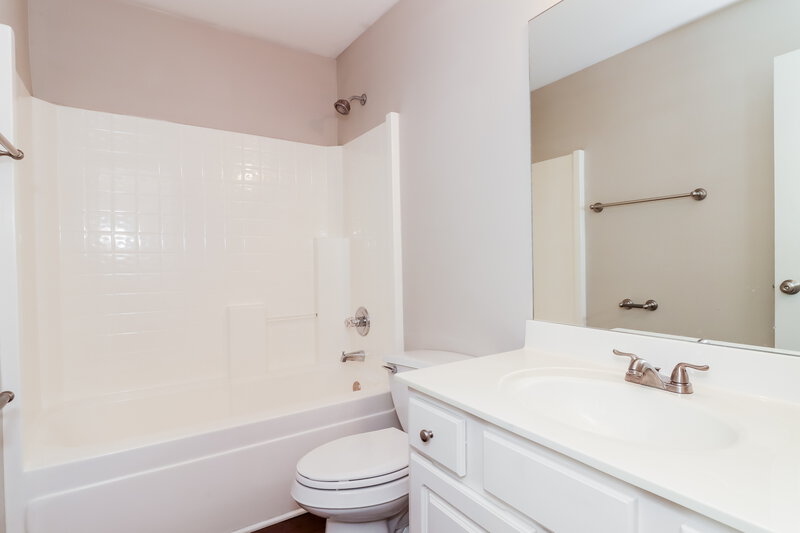 2,335/Mo, 3251 Liberty Commons Dr Kennesaw, GA 30144 Bathroom View