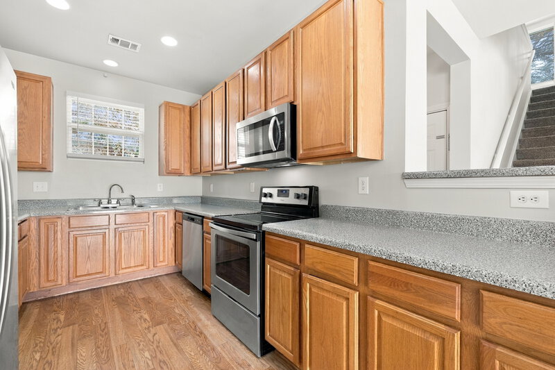 1,890/Mo, 3959 Cutler Donahoe Way Cumming, GA 30040 Kitchen View 2