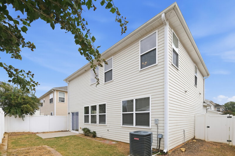 1,890/Mo, 3959 Cutler Donahoe Way Cumming, GA 30040 Rear View