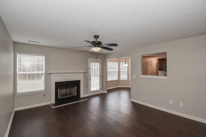 2,015/Mo, 4591 Derby Loop Fairburn, GA 30213 Living Room View