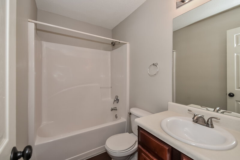 2,015/Mo, 4591 Derby Loop Fairburn, GA 30213 Bathroom View 2