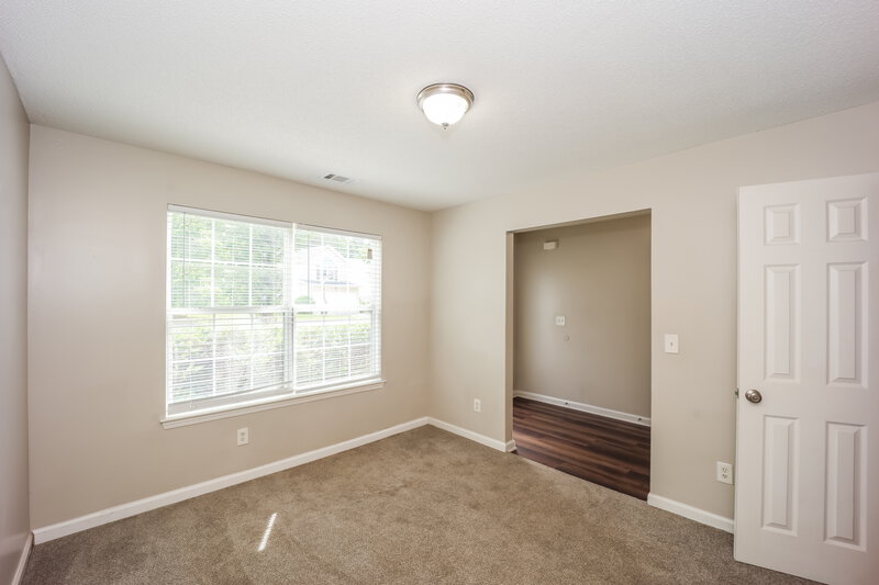 2,740/Mo, 2615 Thunder Basin Way Douglasville, GA 30135 Family Room View