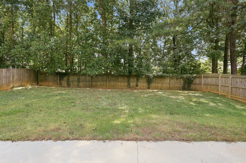2,015/Mo, 2615 Thunder Basin Way Douglasville, GA 30135 Backyard View