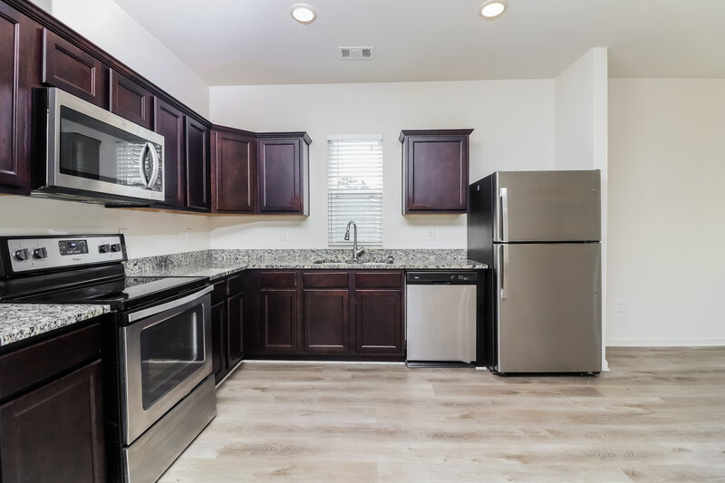 2,900/Mo, 7261 Lacey Drive Douglasville, GA 30134 Kitchen View