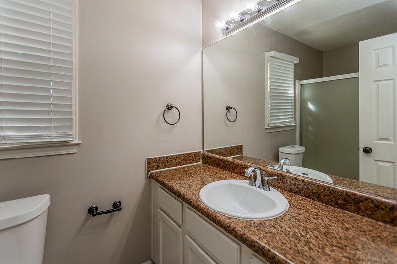 2,760/Mo, 3604 Spring Leaf Ln Acworth, GA 30101 Main Bathroom View
