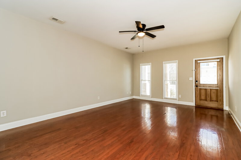 1,660/Mo, 49 Celtic Court Adairsville, GA 30103 Living Room View